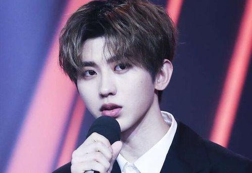 国产男孩蔡徐坤视频下载,重温偶像魅力瞬间