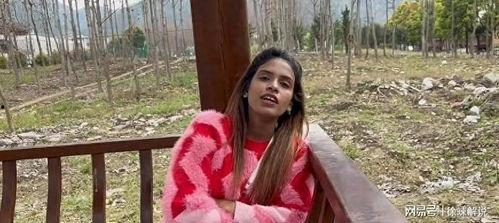 国产美女万一角驴视频,惊艳演绎，网络爆红背后的故事