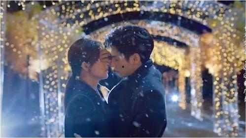 国产最唯美吻戏视频,浪漫瞬间，心动瞬间