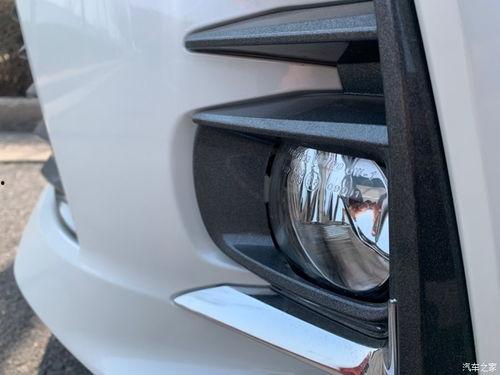 国产塞纳尾灯拆除视频,揭秘国产塞纳尾灯拆除全过程