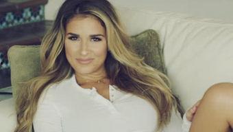 在线视频欧美国产巨乳,流行趋势与审美变迁